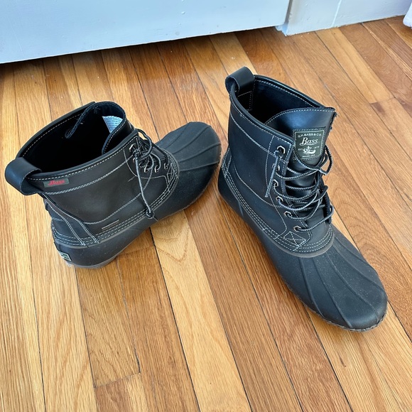 Bass Men’s Black Duck Boots - Picture 5 of 5